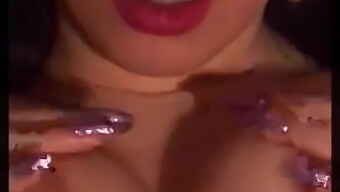 Masturbating Latina Gives A Delicious Oral Pleasure