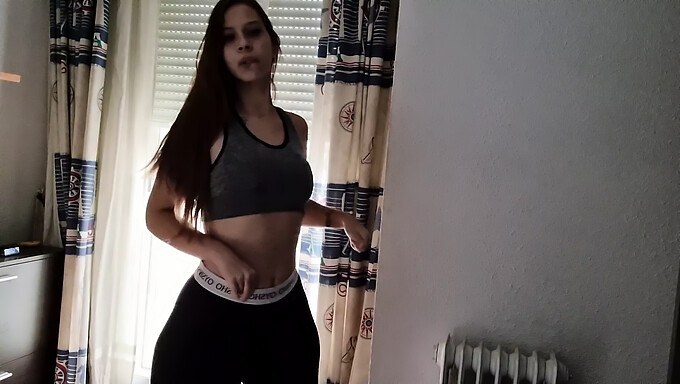 Amateur Latina Teen Flashes Her Big Ass And Tits