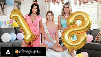 La Celebración Del 18 Cumpleaños De Una Hijastra Termina Con Placer Anal