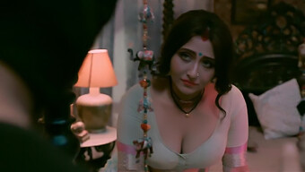 Sexy Indian Actress Mukherjee Reveals Her Big Boobs And Ass