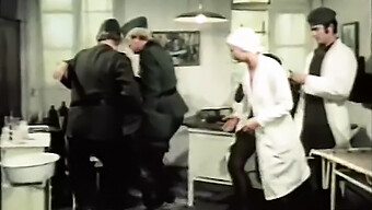 Vintage Saksalainen Porno: Theilin Klassinen Suorituskyky