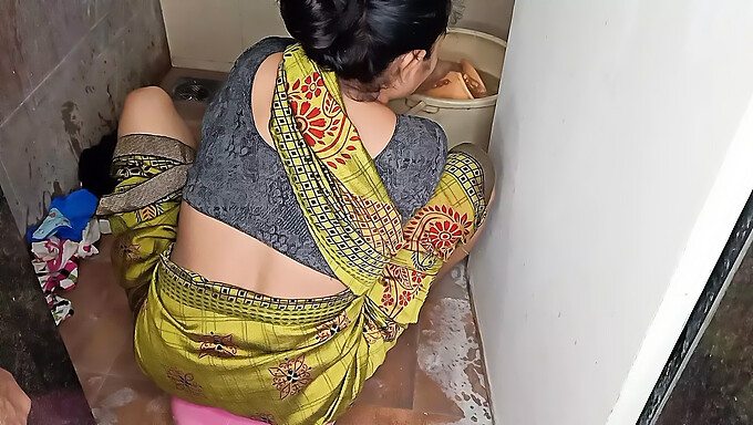 Le Gros Cul De La Femme Desi Se Fait Baiser Par Un Homme Bisexuel