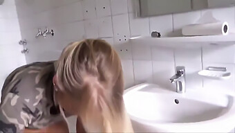 Duitse Milf Krijgt Een Creampie In Deze Geweldige Video