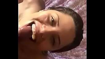 Brazilian Porra Girlfriend Gets Milk In The Face During Blowjob