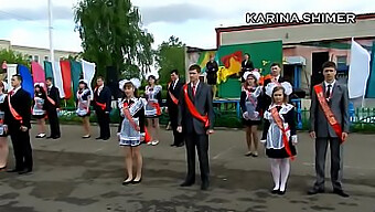 Russian School Girls In Upskirt Dance - Youtube