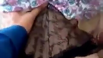 Shemale Cu Fundul Mare Se Fute Cu Prezervativ Anal La Adolescenți (18+) Video